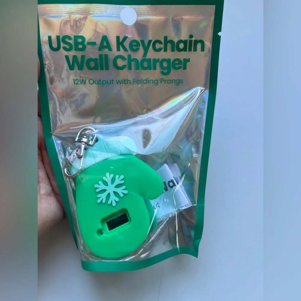 USB-A Keychain Wall Charger